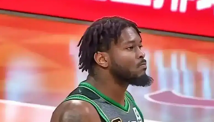 正式更换，奥利弗离队，辽篮新援曝光，29岁，后卫，美国人，赵继伟替|山西|辽宁男篮|凯尔|保罗·乔治|山西男篮_新浪体育_新浪新闻